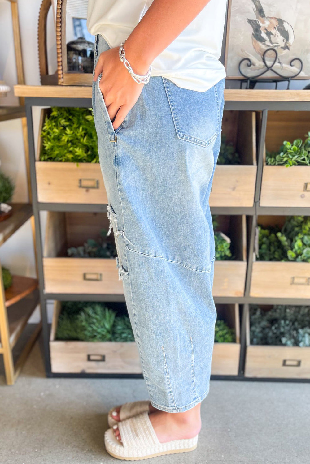 Beau Blue Flower Patched Light Wash Cropped High Waist Jeans